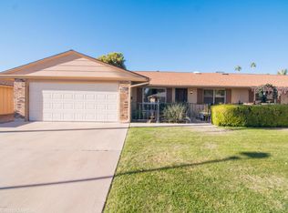 10422 W Prairie Hills Cir, Sun City, AZ 85351