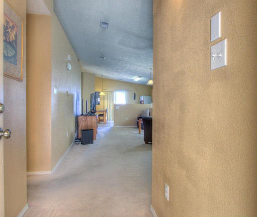 5th image of 10574 Vista Bella Pl NW
