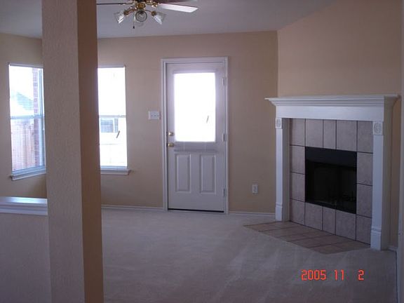 3rd image of 109 Salado Dr