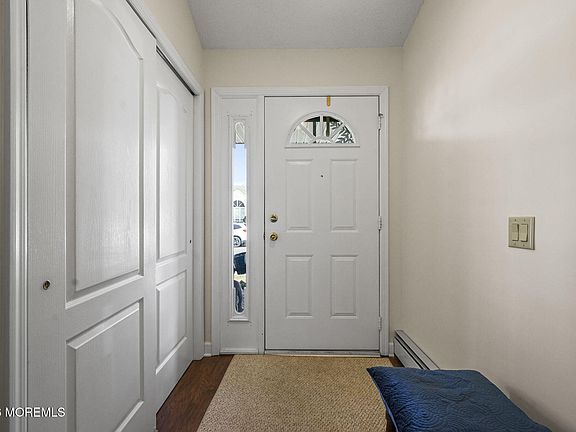 5th image of 14 Kendal Drive