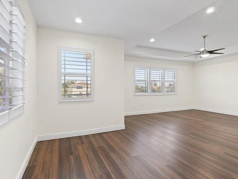 8610 Lakeside Bnd — Photo 11