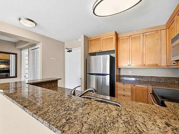 4th image of 3520 Lebon Dr Unit 5302