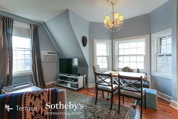 Sold by Terrace Sotheby's International Realty | media 22
