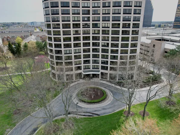 5000 Town Ctr Suite 3206, Southfield, MI 48075