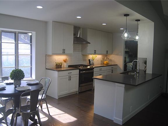 4th image of 9840 Vistadale Dr
