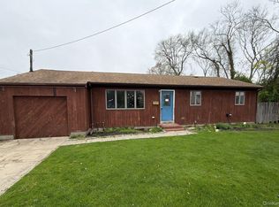 209 Moffitt Blvd, Islip, NY 11751
