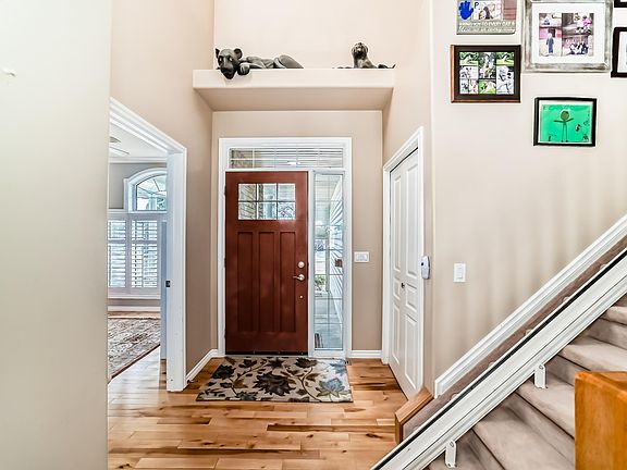 3rd image of 9 Nottingham Bay