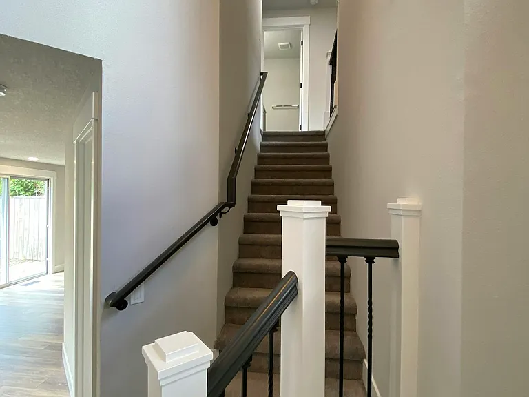 5835 NW Landing Dr — Photo 7