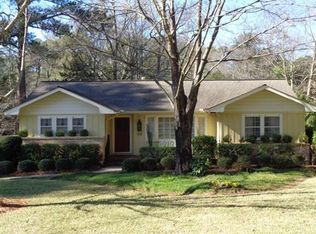 3955 Country Club Dr, Meridian, MS 39305