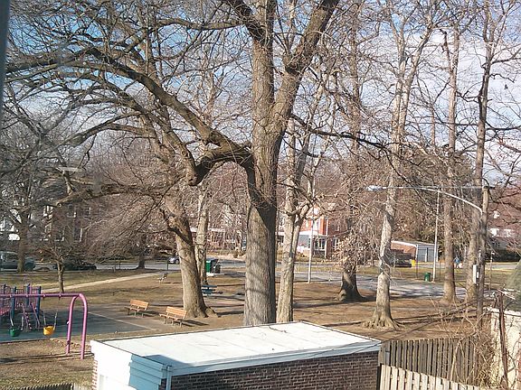 2nd image of 1619 N Union St