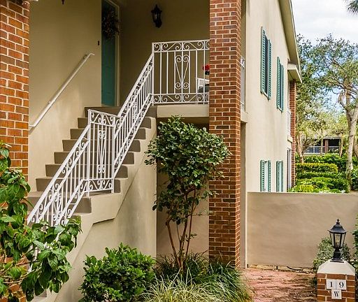 3rd image of 105 Park Shores Cir #20W
