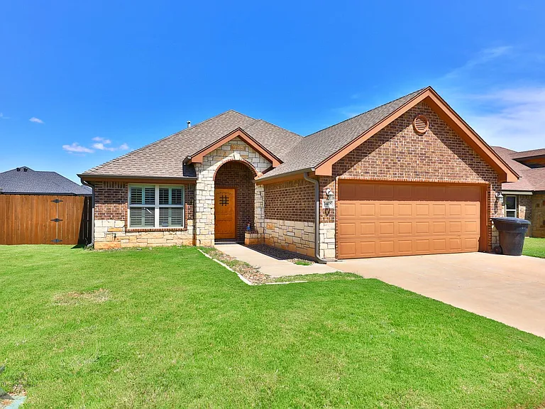 3418 Firedog Rd — Photo 1