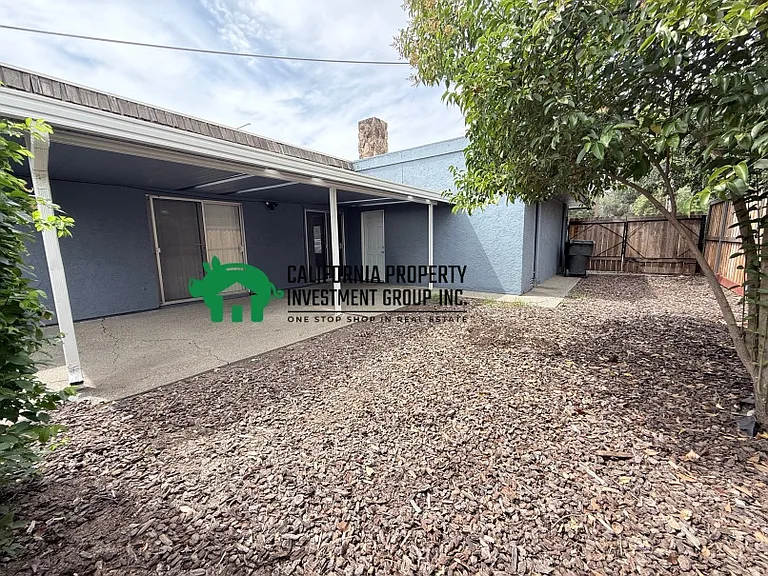 5422 Marconi Ave #5422 — Photo 26