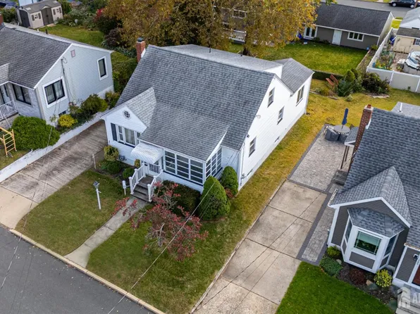 161 Manor St, South Amboy, NJ 08879