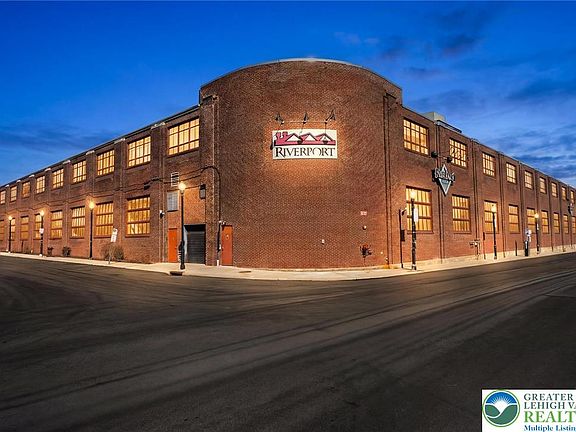 2nd image of 11 W 2nd St Unit 139