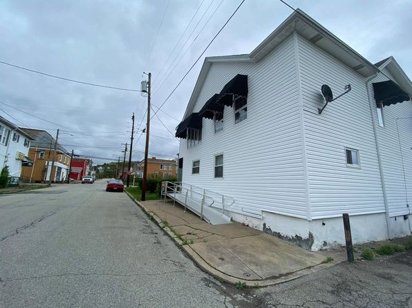 100 S 12th St