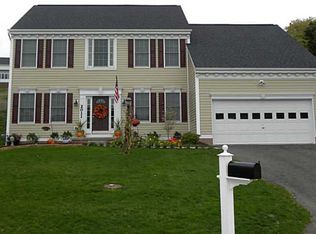 2011 White Oak Cir, Canonsburg, PA 15317