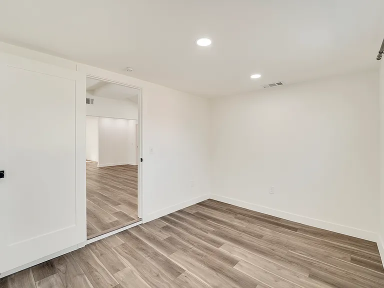 1502 Coolidge St — Photo 37