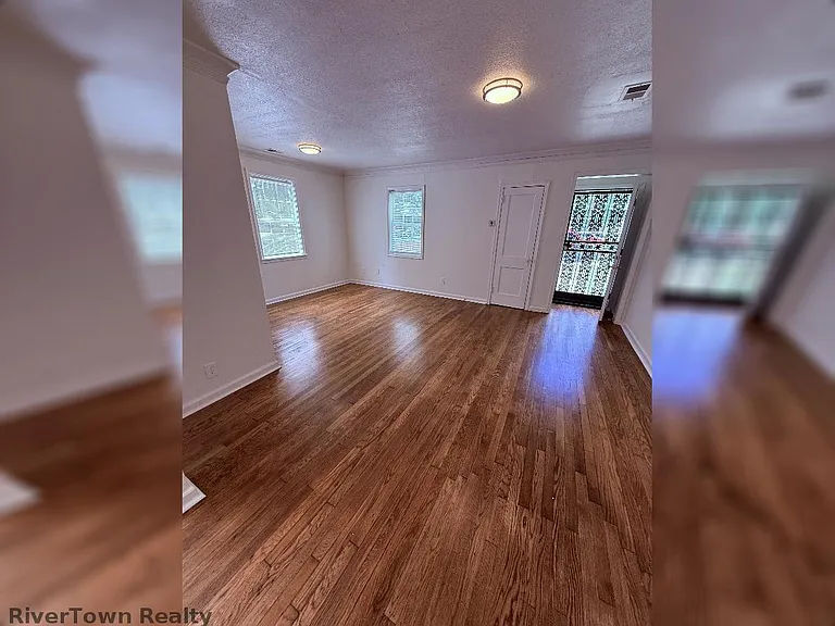 2677 Larose Ave — Photo 8