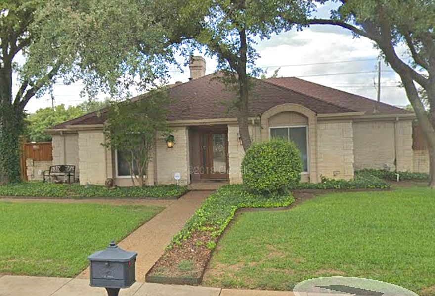 1st image of 3905 Knob Hill Dr
