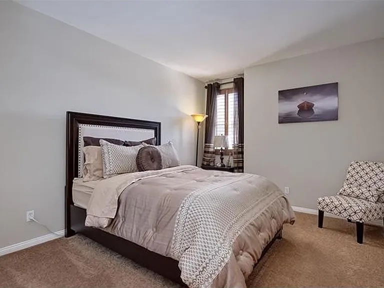 24967 Cliffrose St — Photo 15
