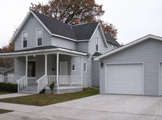 601 Walnut Street/417 6th Ave S, Grand Forks, ND 58201