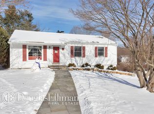 19 Tanager Rd, Mahopac, NY 10541