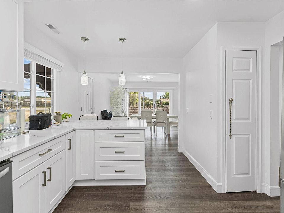 13936 Harrington Dr, photo 17