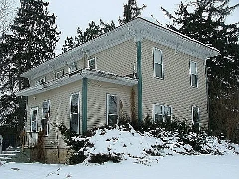 5680 Dumon Rd photo 1