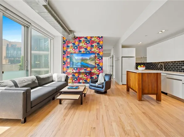 904 Pacific Street #403, Brooklyn, NY 11238