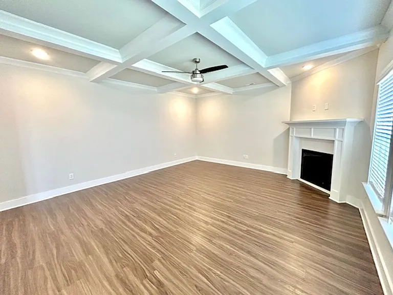 115 Hutchinson Rd — Photo 18