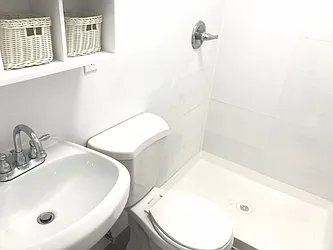 Rented by Tapiro Realty