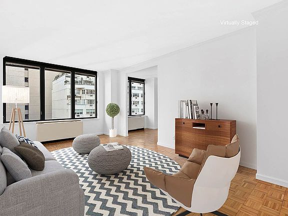 4th image of 150 E 57th St APT 31C