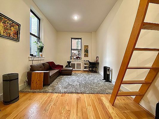 1st image of 321 W 105th St APT 2C
