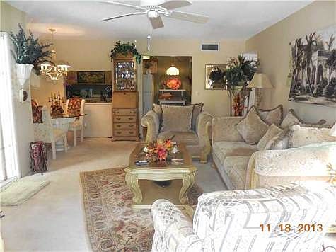 3rd image of 1101 Green Pine Blvd APT D1