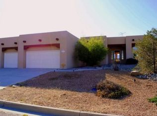 2081 Clearwater Loop NE, Rio Rancho, NM 87144