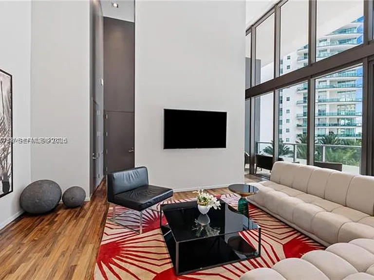 1300 Brickell Bay Dr #3206 — Photo 33