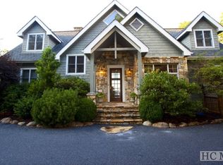 168 Summit Ridge Rd, Lake Toxaway, NC 28747