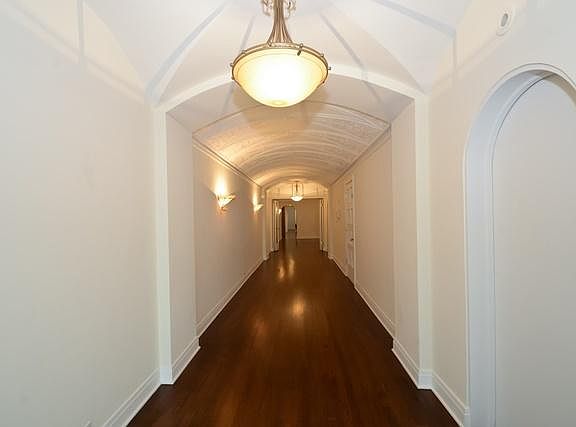 2nd image of 2130 N Lincoln Park W