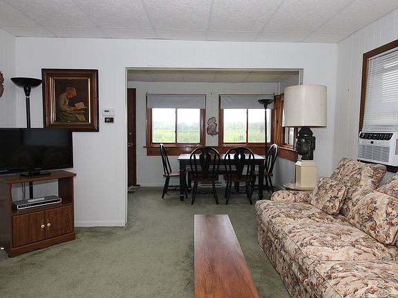 5th image of 40831 N Champaign Dr