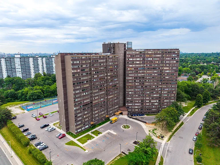 11 Wincott Dr #1202 — Photo 20