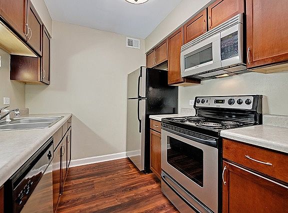 4th image of 4735 Lake Trail Dr APT 2A