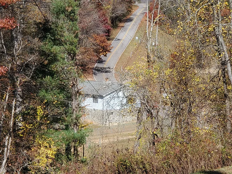 1281 Chestnut Mountain Rd — Photo 23
