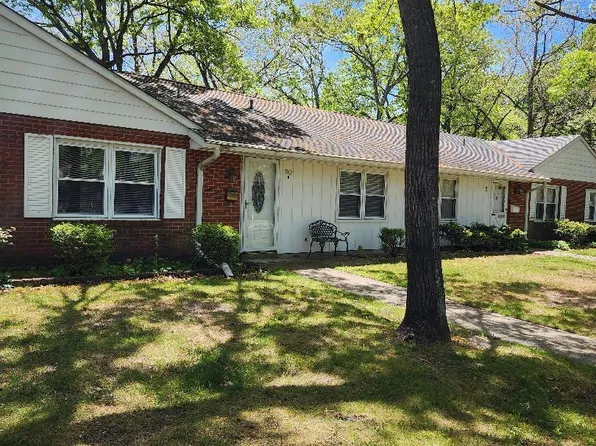 90D Buckingham Drive, Lakewood, NJ 08701