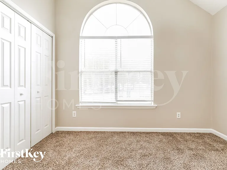 204 Whistleville Ct — Photo 12