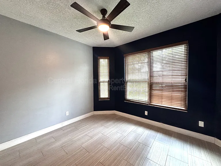 5004 Marbella Isle Dr — Photo 27