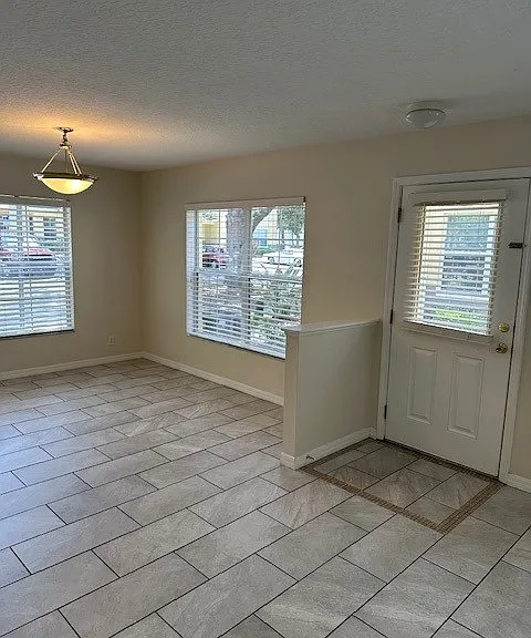 218 Draw Bridge Ln — Photo 15
