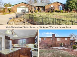 15 Matterhorn Dr, Glen Carbon, IL 62034