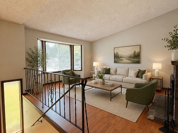 4th image of 21343 SE Alder Ct
