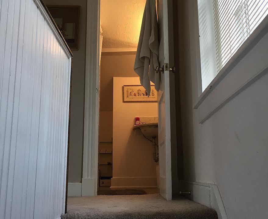 1st image of 2910 Monument Ave